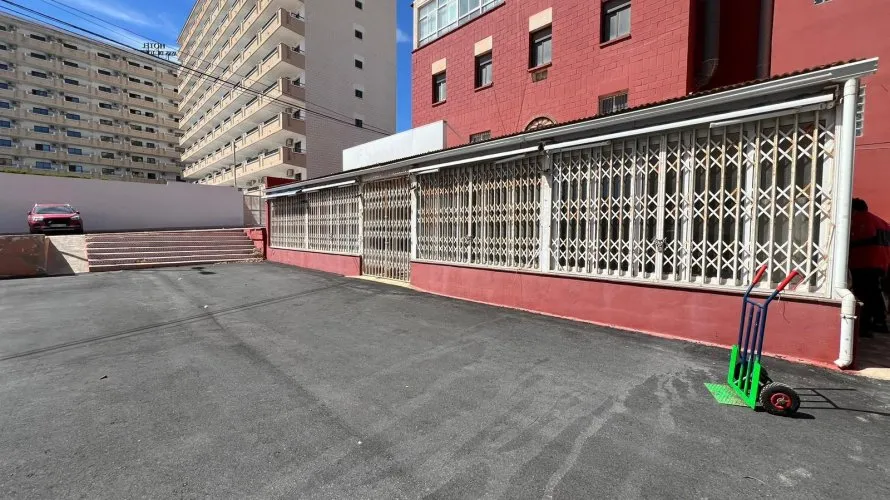 Commercial property de 300m² à Torrevieja, Espagne No. 2933 № 15