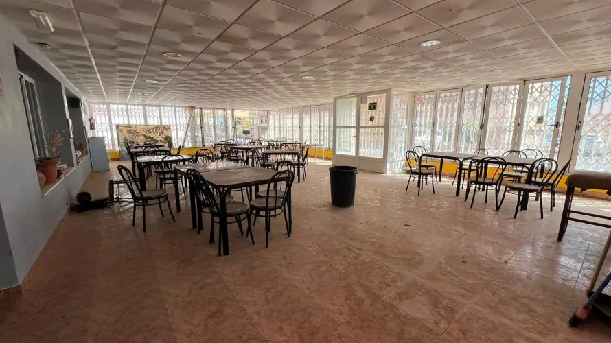 Commercial property de 300m² à Torrevieja, Espagne No. 2933 № 13