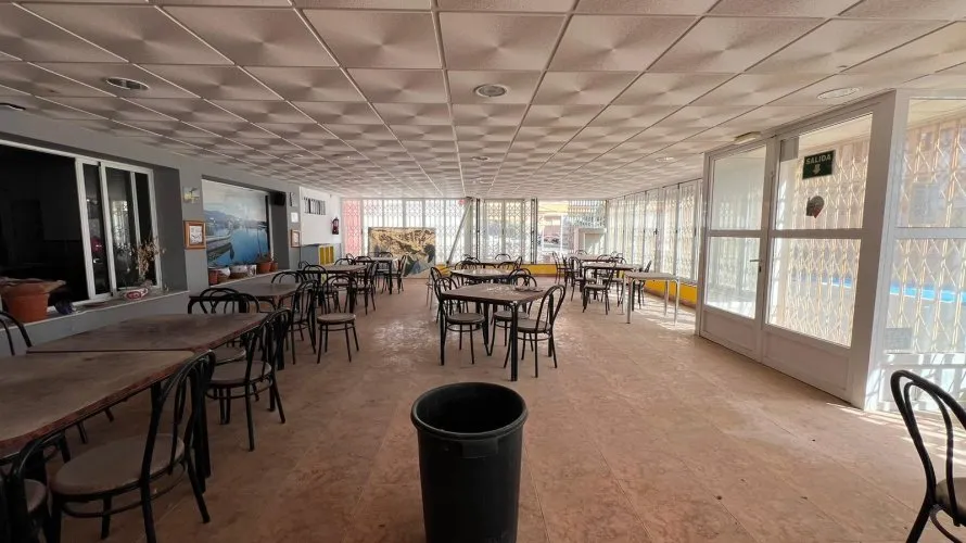 Commercial property de 300m² à Torrevieja, Espagne No. 2933 № 12