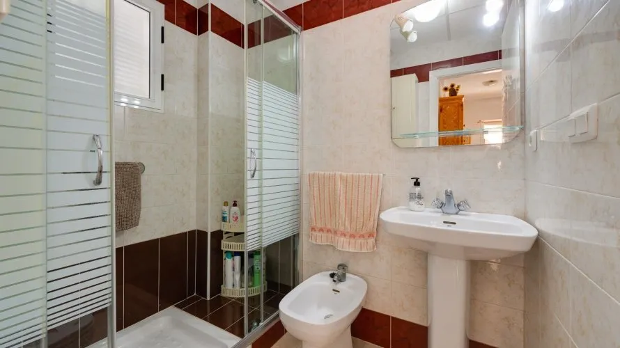 Bungalow de 60m² à Torrevieja, Espagne No. 3080 № 13
