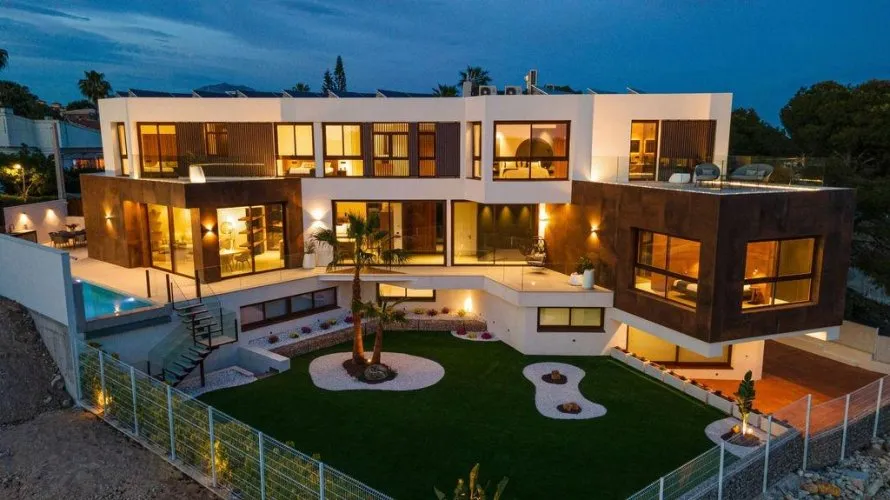 Villa de 4 chambres à Benidorm, Espagne No. 2924