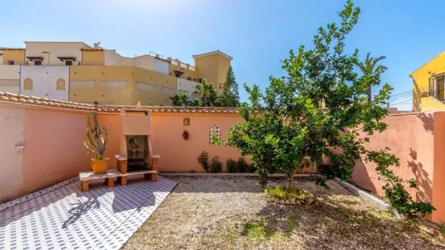 Bungalow de 1 chambre à Torrevieja, Espagne No. 3061 № 2