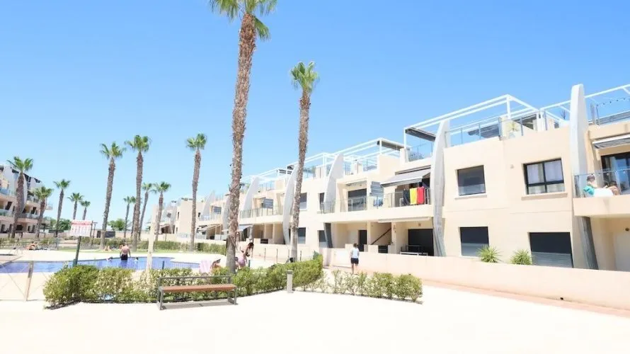 Apartment de 2 chambres à Pilar de la Horadada, Espagne No. 2817 № 1