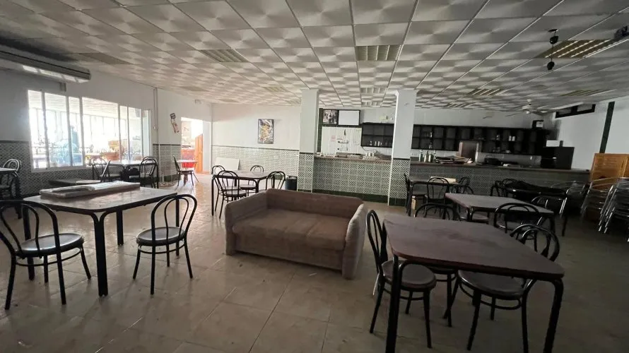 Commercial property de 300m² à Torrevieja, Espagne No. 2933 № 4