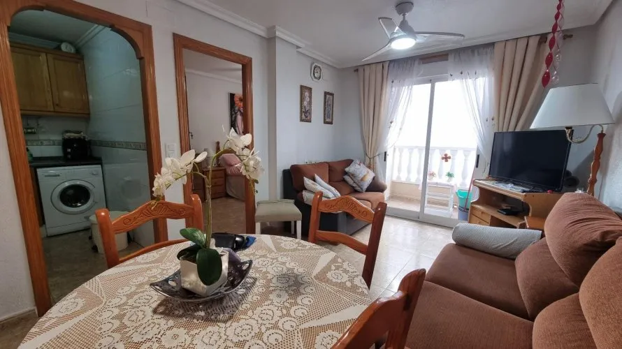 Apartment de 2 chambres à Torrevieja, Espagne No. 2976 № 10