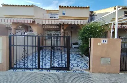 House de 3 chambres à Los Alcazares, Espagne No. 2936