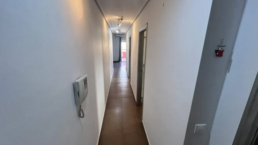Penthouse de 75m² à Torrevieja, Espagne No. 3033