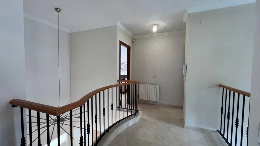Villa de 5 chambres à Cullera, Espagne No. 2737 № 23