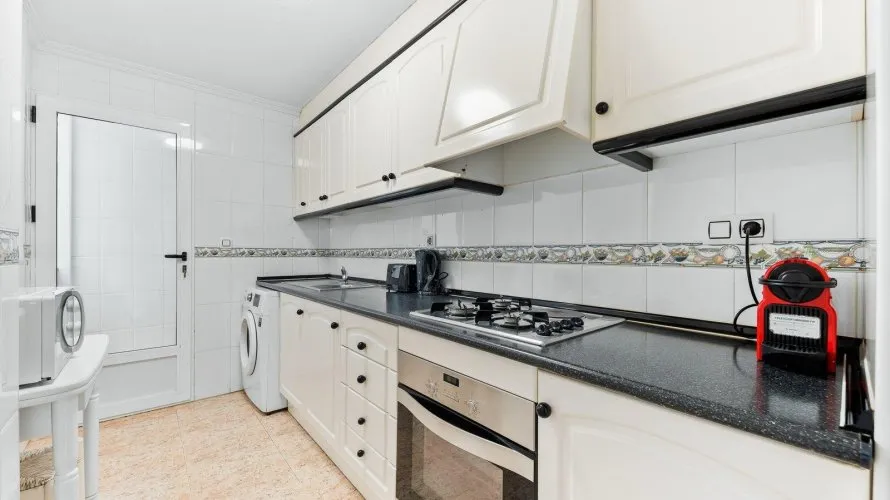 Apartment de 3 chambres à Torrevieja, Espagne No. 3046 № 12