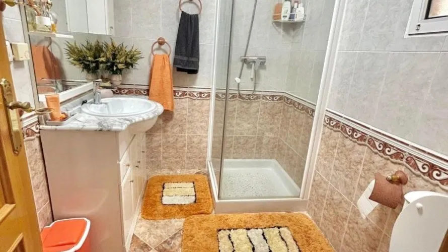 Villa de 2 chambres à Torrevieja, Espagne No. 3252 № 2