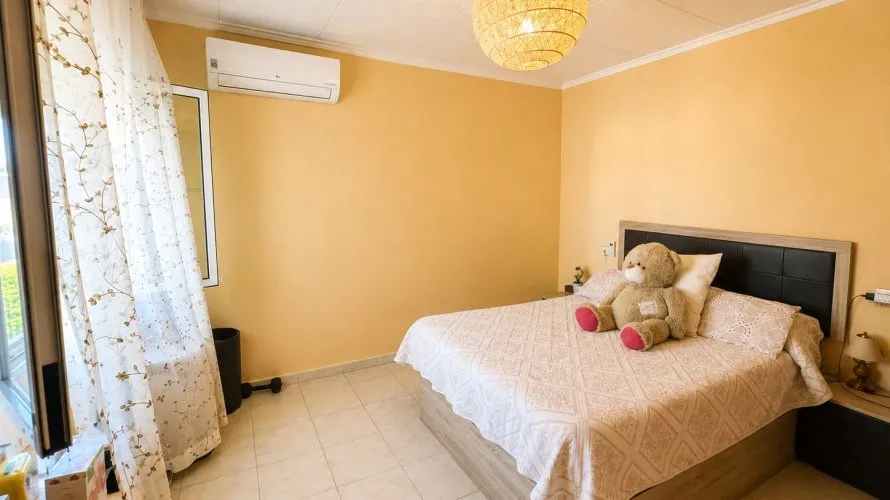 Villa de 200m² à Torrevieja, Espagne No. 3194 № 16