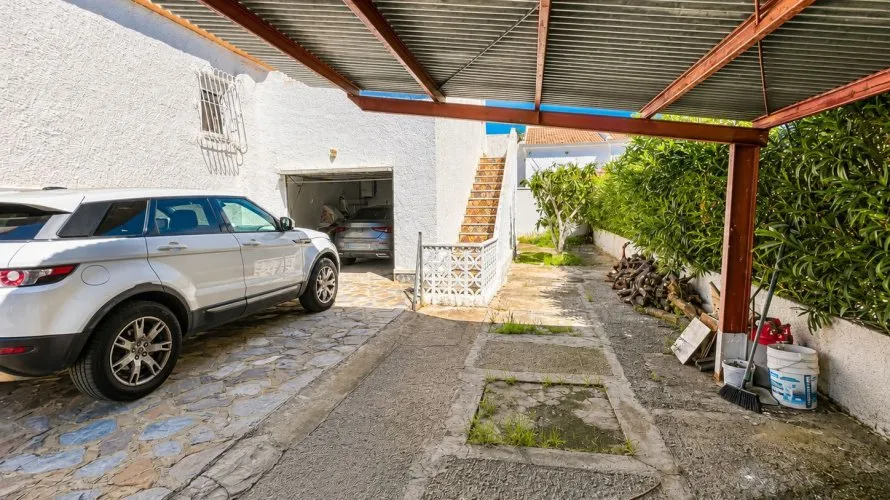 Villa de 200m² à Torrevieja, Espagne No. 3194 № 4