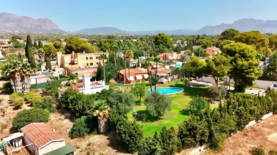 Villa de 5 chambres à Benidorm, Espagne No. 3236 № 21