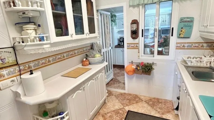 Villa de 2 chambres à Torrevieja, Espagne No. 3252 № 6