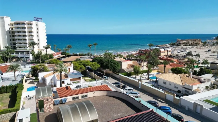 Villa de 624m² à La Zenia, Espagne No. 3164 № 2