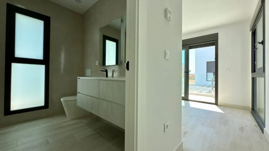 Villa de 4 chambres à Mutxamel, Espagne No. 3235 № 11
