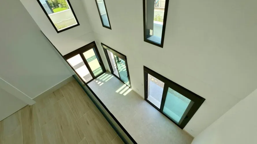 Villa de 4 chambres à Mutxamel, Espagne No. 3235