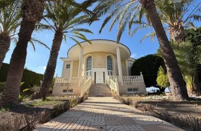 Villa de 6 chambres à Rojales, Espagne No. 3197