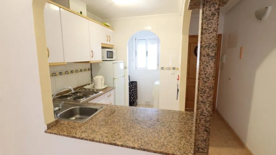 Apartment de 2 chambres à Torrevieja, Espagne No. 3380 № 9