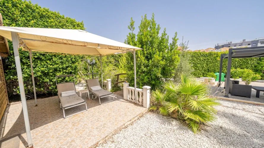 Villa de 96m² à La Zenia, Espagne No. 3465 № 24