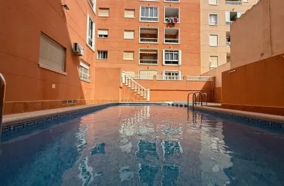 Apartment de 2 chambres à Torrevieja, Espagne No. 3312