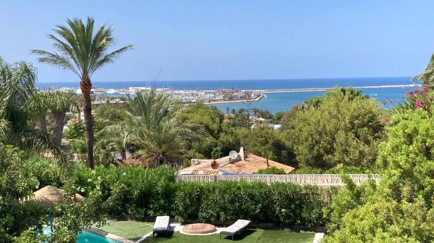 Villa de 180m² à Denia, Espagne No. 3329 № 26