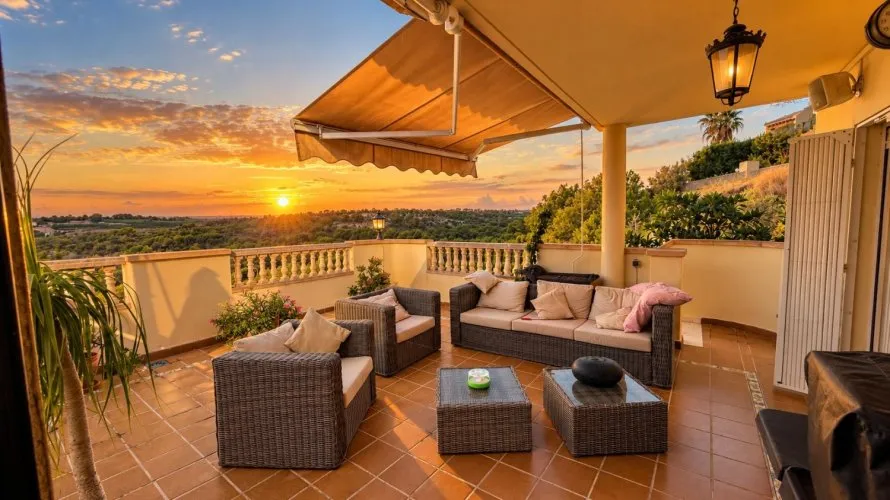 Villa de 220m² à Alicante, Espagne No. 3476 № 18