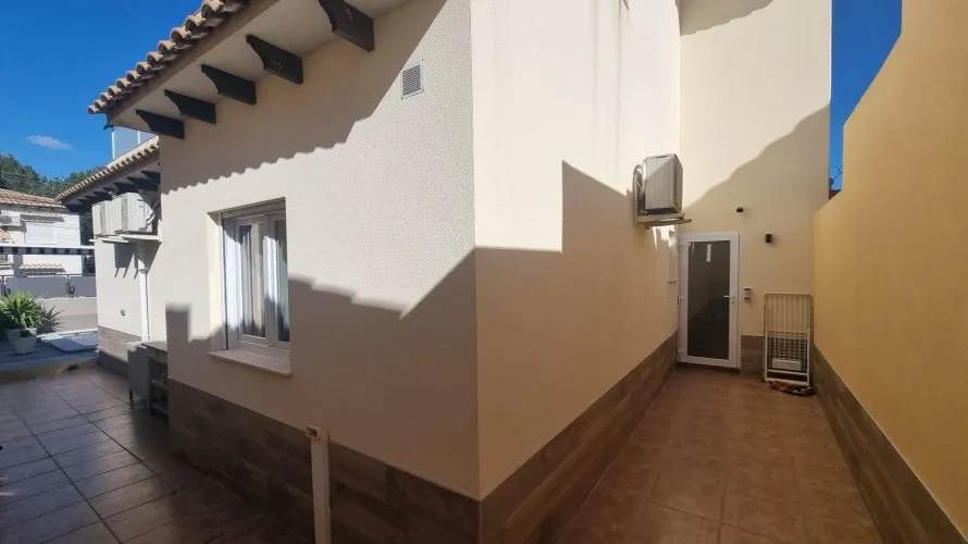 Villa de 4 chambres à Los Balcones, Espagne No. 3357 № 26