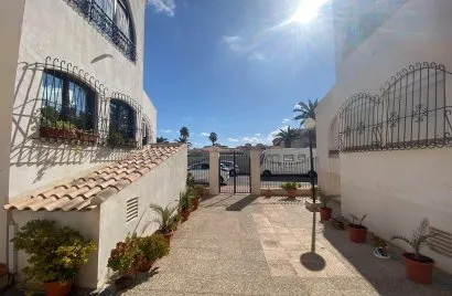 Apartment de 3 chambres à Torrevieja, Espagne No. 3349