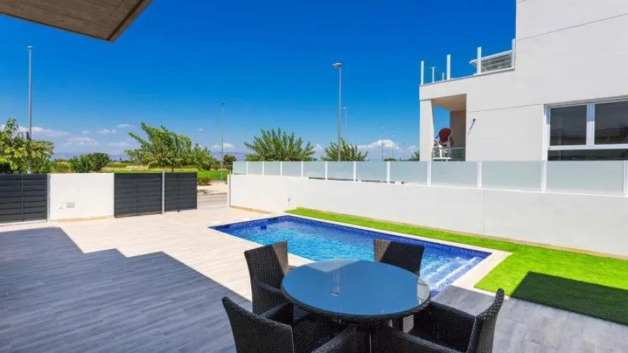Villa de 3 chambres à Daya Nueva, Espagne No. 3355 № 24