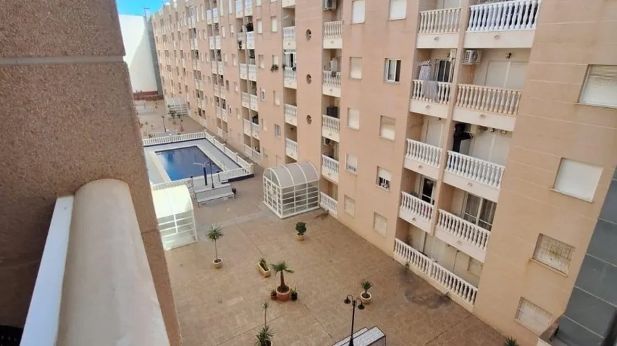 Apartment de 1 chambre à Torrevieja, Espagne No. 3388 № 2
