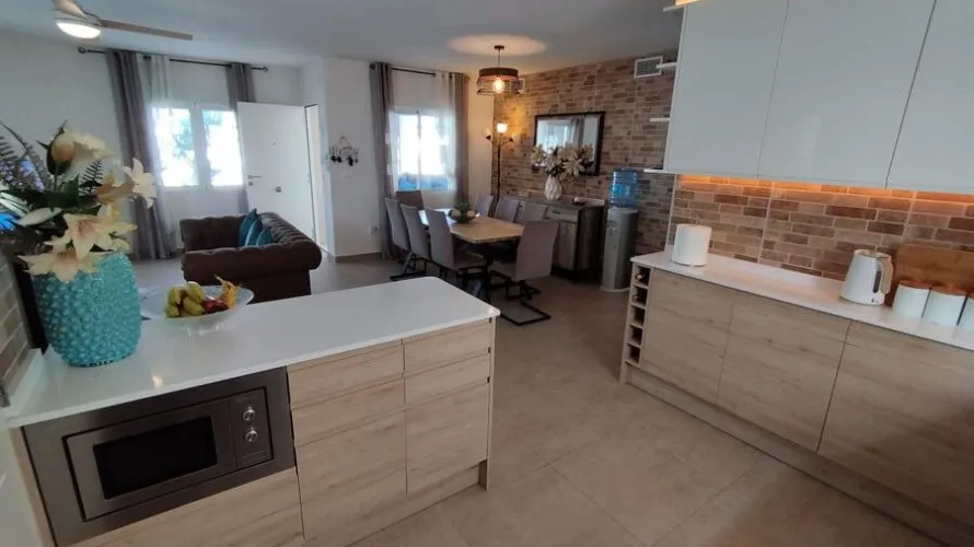 Villa de 186m² à Torrevieja, Espagne No. 3300 № 8