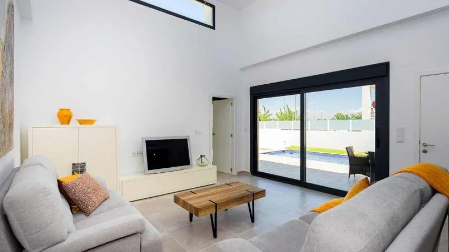 Villa de 3 chambres à Daya Nueva, Espagne No. 3355 № 1