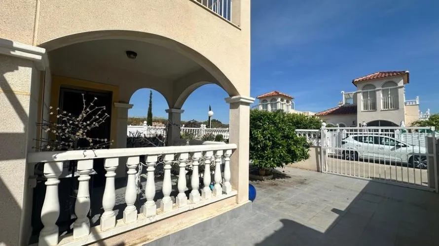 Villa de 80m² à Algorfa, Espagne No. 3301 № 23