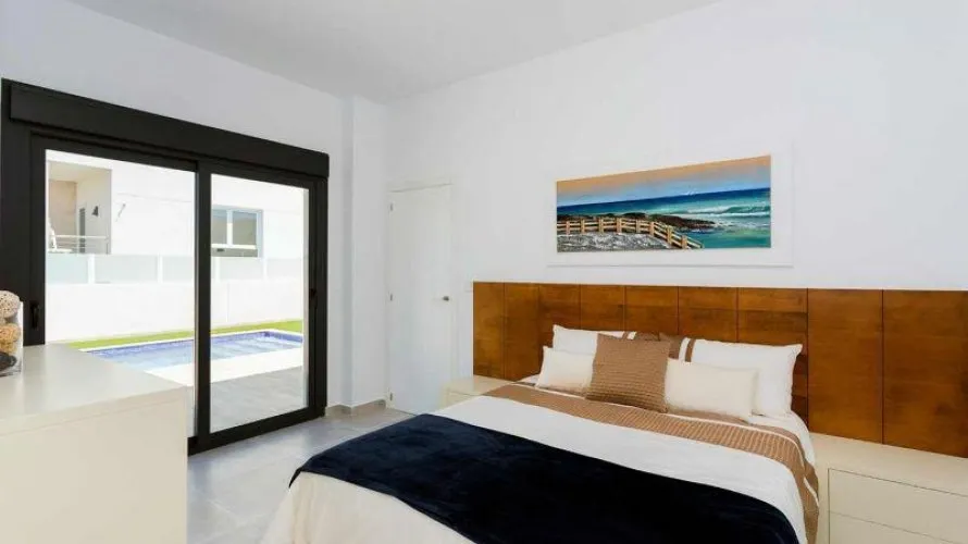 Villa de 3 chambres à Daya Nueva, Espagne No. 3355 № 13