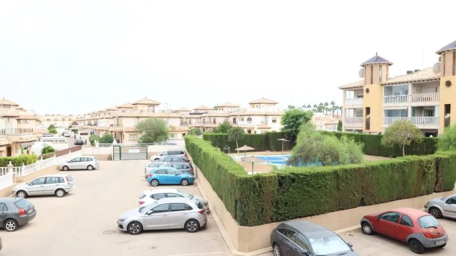 Apartment de 2 chambres à La Zenia, Espagne No. 3379