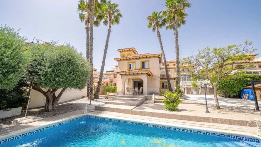 Villa de 96m² à La Zenia, Espagne No. 3465 № 20