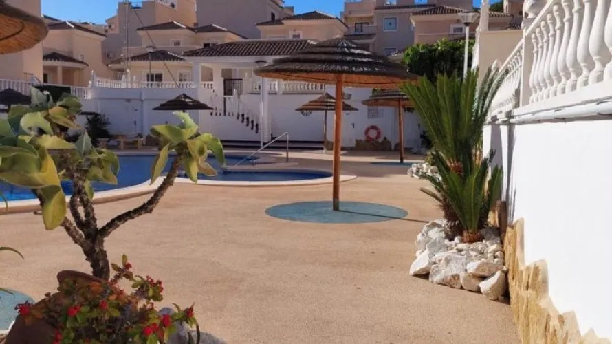 Duplex de 2 chambres à San Miguel de Salinas, Espagne No. 3591 № 23