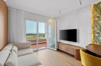 Penthouse de 75m² à Torrevieja, Espagne No. 3616