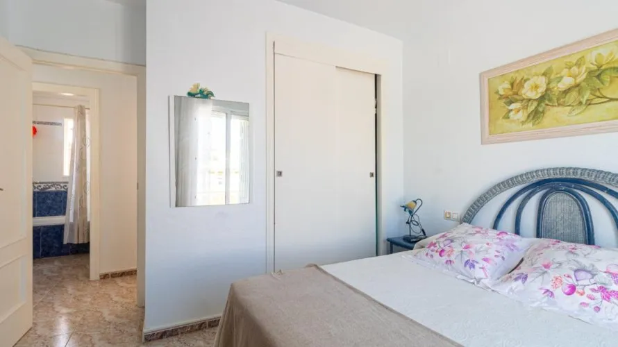 House de 74m² à Cabo Roig, Espagne No. 3612 № 1