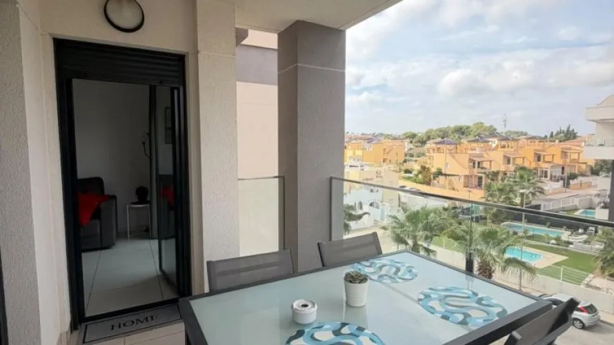 Apartment de 76m² à Villamartin, Espagne No. 3596 № 1