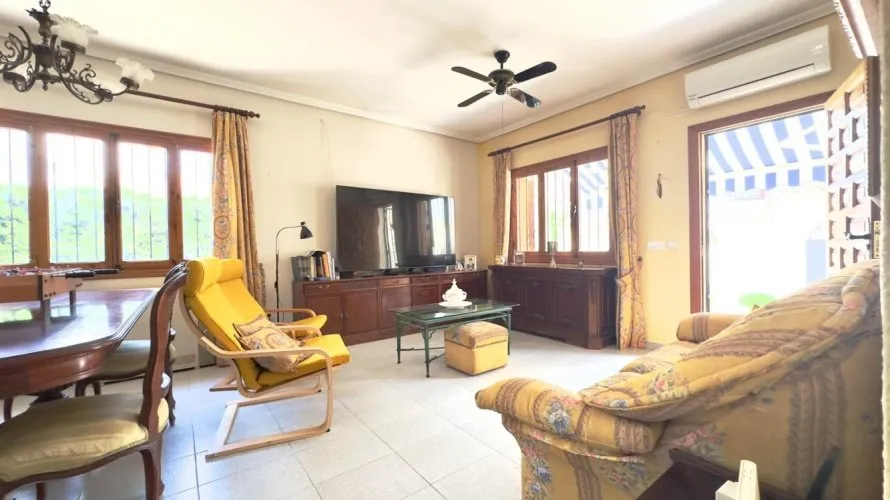 Villa de 144m² à Cabo Roig, Espagne No. 3610 № 27