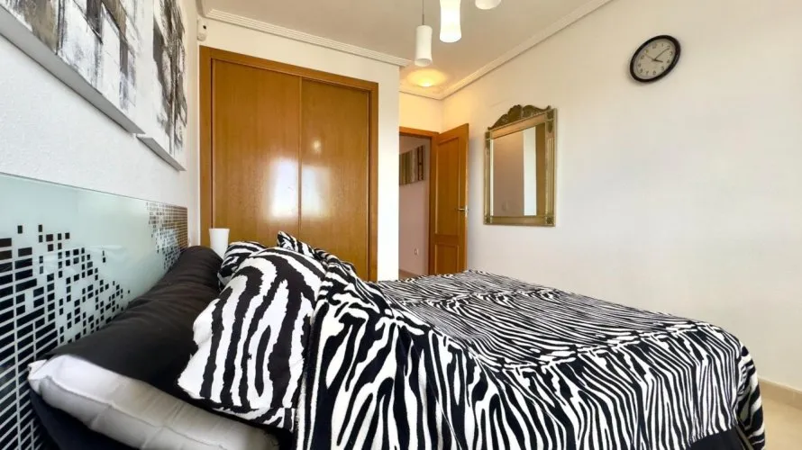 Penthouse de 78m² à Torrevieja, Espagne No. 3603 № 8