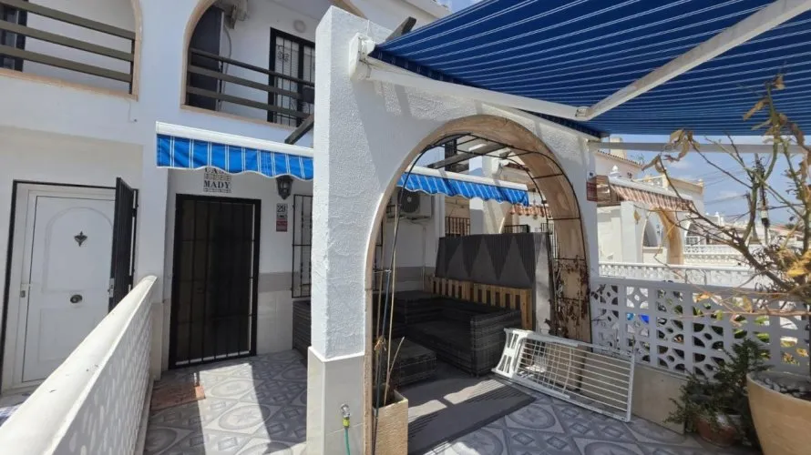 House de 2 chambres à Torrevieja, Espagne No. 3548 № 24