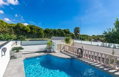 House de 94m² à Mil Palmeras, Espagne No. 3567