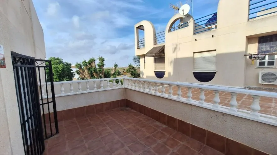 House de 3 chambres à Torrevieja, Espagne No. 3573 № 9
