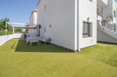 Bungalow de 65m² à Pilar de la Horadada, Espagne No. 3613
