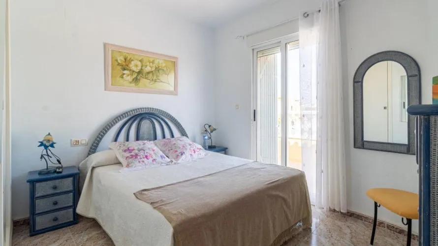 House de 74m² à Cabo Roig, Espagne No. 3612 № 4