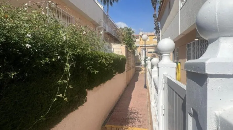 Apartment de 1 chambre à Los Altos, Espagne No. 3495 № 1