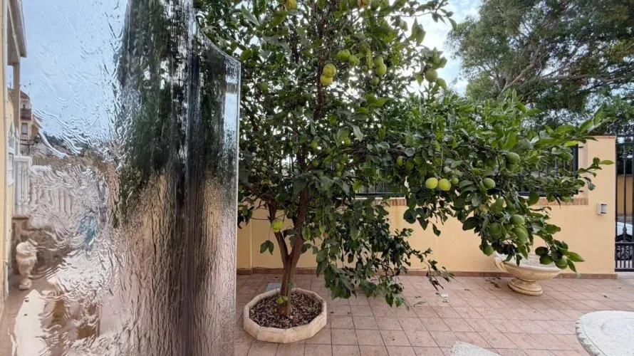 Villa de 4 chambres à Alicante, Espagne No. 3556 № 21